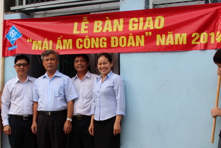OSC Việt Nam trao nhà "Mái ấm Công đoàn" năm 2014