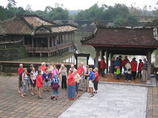 Viet Nam impresses Europe with tourism highlights