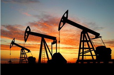 Oil prices drop on strong dollar, US crude hits six-year low