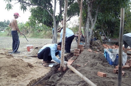 Đoàn thanh niên Công ty CP KSDL Tháng Mười chăm lo mái ấm cho ĐVTN