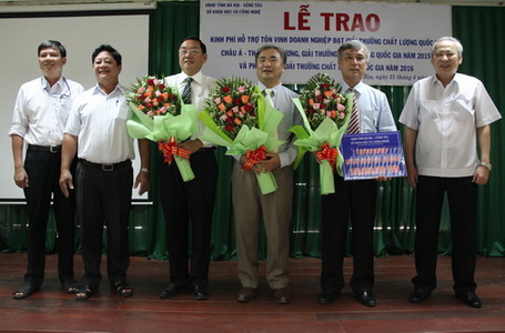 OSC Việt Nam được tôn vinh tại Lễ trao kinh phí cho các doanh nghiệp đạt Giải thưởng Chât lượng Quốc tế Châu Á – Thái Bình Dương 2015